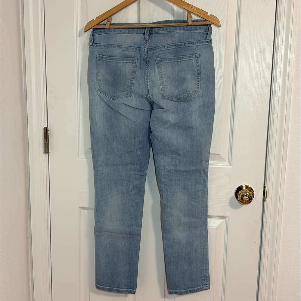 Gap Girlfriend Jeans, size 6 - Picture 6 of 8